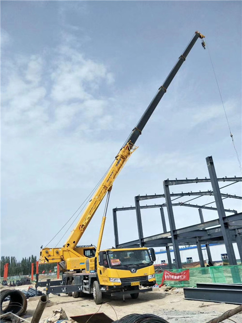 宽城区超高层建筑钢结构吊装案例